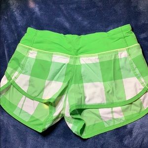 lulu speed shorts